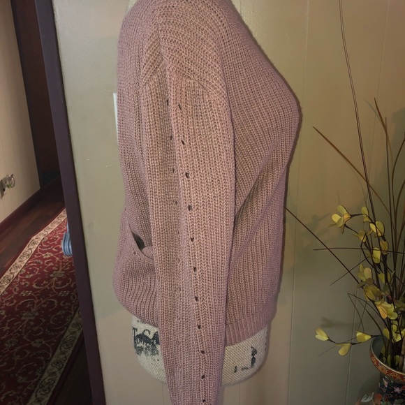 LOVE BY DESIGN Soft & Cozy Tan Knit Open Back V Neck Sweater - Picture 8 of 12